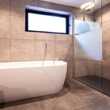 Villa With Sauna And Two Hottubs, In A Near The Veluwe *